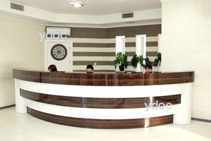 Стойка администраторов